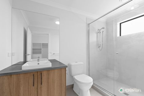 Property photo of 8 Langer Road Deanside VIC 3336