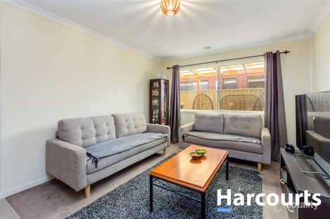 Property photo of 7 Starling Street Cranbourne East VIC 3977
