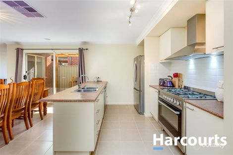 Property photo of 7 Starling Street Cranbourne East VIC 3977