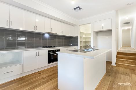Property photo of 18 Lancing Court Huntfield Heights SA 5163