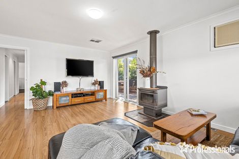 Property photo of 21 Penola Drive Seville VIC 3139