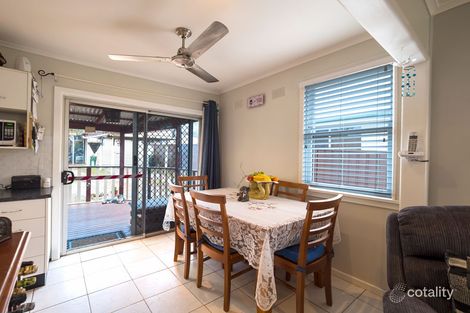 Property photo of 31 Catherine Street Mannering Park NSW 2259