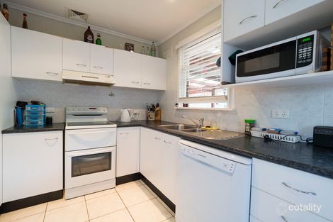 Property photo of 31 Catherine Street Mannering Park NSW 2259