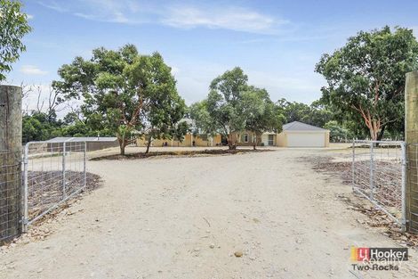 30 Cinnamon Mndr, Two Rocks, WA 6037