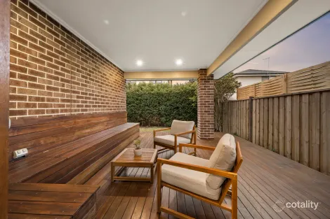 Property photo of 6 Brousard Street Werribee VIC 3030