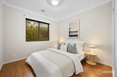 Property photo of 6 Brousard Street Werribee VIC 3030