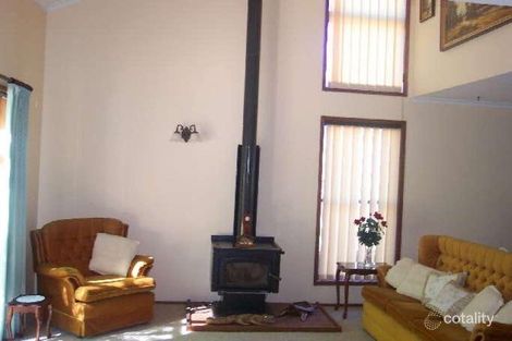 Property photo of 40 Bristlebird Drive Morayfield QLD 4506