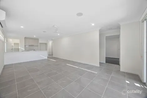 Property photo of 7 Barossa Street Banya QLD 4551