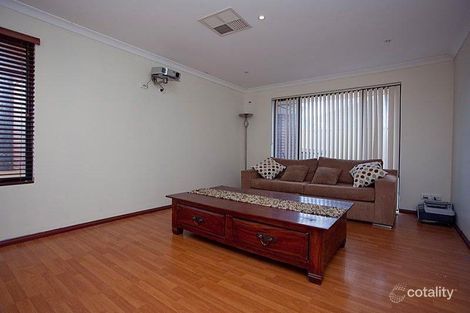 Property photo of 12 Indiana Way Hocking WA 6065