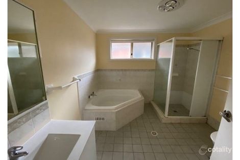 Property photo of 1 Nimbin Avenue Hoxton Park NSW 2171