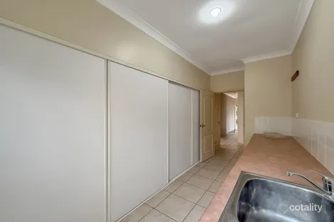 Property photo of 3 Lee Anne Crescent Helensvale QLD 4212