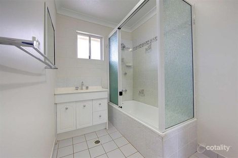 Property photo of 28 Carmen Close Yabulu QLD 4818