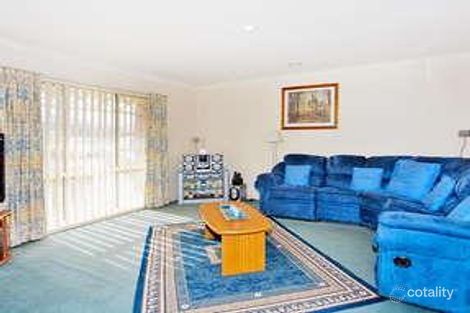 Property photo of 20 Amber Way Taylors Hill VIC 3037