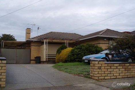 8 Alec Cres, Fawkner, VIC 3060