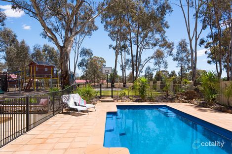 Property photo of 6 Leslie Place Junortoun VIC 3551