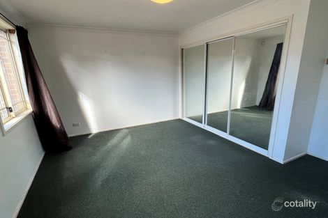 Property photo of 28 Haywood Close Wetherill Park NSW 2164