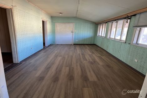 Property photo of 30 Smiths Road Goodna QLD 4300