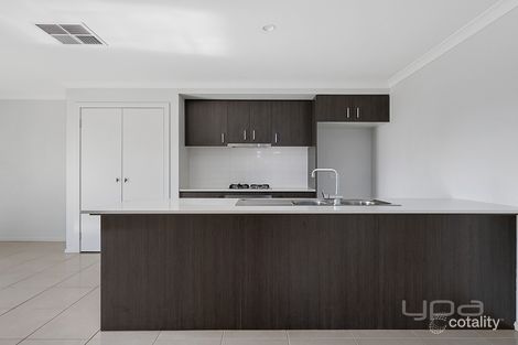 Property photo of 37 Coltan Avenue Cobblebank VIC 3338
