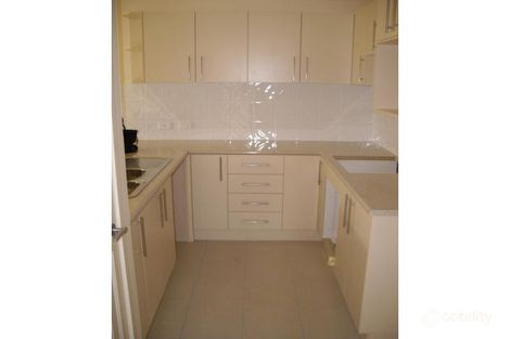 Property photo of 2 Ashmore Close Marsden QLD 4132