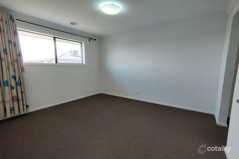 Property photo of 13 Malmaison Crescent Truganina VIC 3029