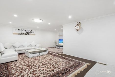 Property photo of 354 James Cook Drive Endeavour Hills VIC 3802
