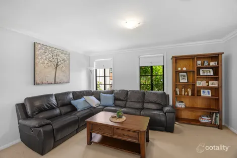 Property photo of 23 Lipton Close Woodrising NSW 2284