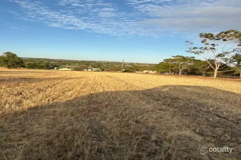 Property photo of 92 Panmure Road York WA 6302