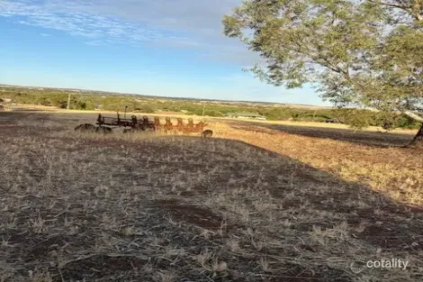 Property photo of 92 Panmure Road York WA 6302