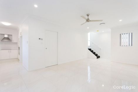 Property photo of 4/36 Stay Place Carseldine QLD 4034