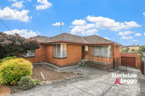 38 Valley Cres, Glenroy, VIC 3046