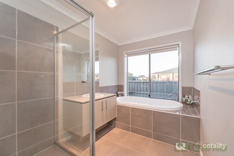 Property photo of 7 Noremac Grove Lyndhurst VIC 3975