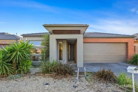 7 Cardinia Gr, Manor Lakes, VIC 3024