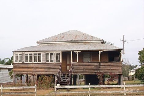 84 Steley St, Howard, QLD 4659