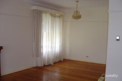 Property photo of 64 Heathfield Rise Box Hill North VIC 3129