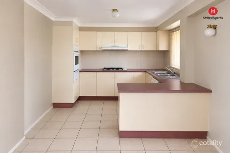 Property photo of 3 Herrick Close West Hoxton NSW 2171