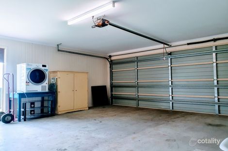 Property photo of 5 Alexander Close Crows Nest QLD 4355