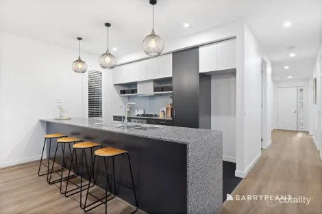 Property photo of 22 Ormond Boulevard Bundoora VIC 3083