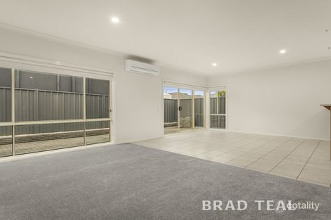Property photo of 49 Dobell Crescent Caroline Springs VIC 3023