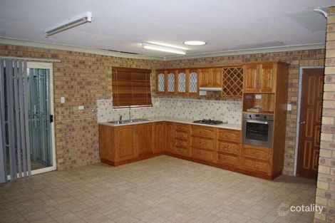 32 Victoria St, Clifton, QLD 4361