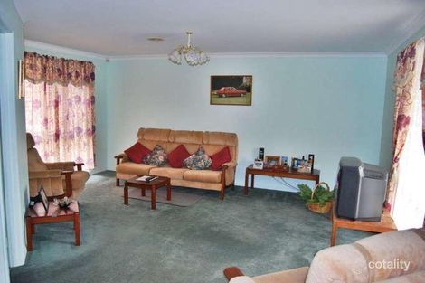 Property photo of 38 Oberon Drive Carrum Downs VIC 3201