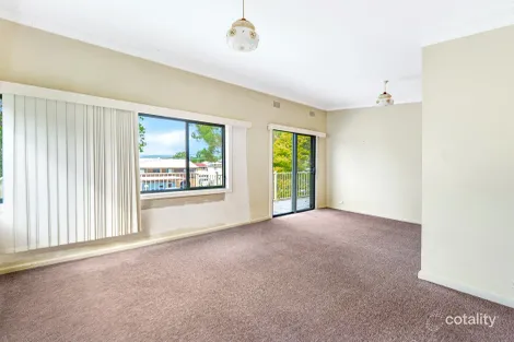 Property photo of 61 Winbin Crescent Gwandalan NSW 2259