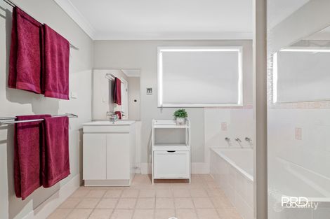 Property photo of 16 Coco Drive Glenmore Park NSW 2745