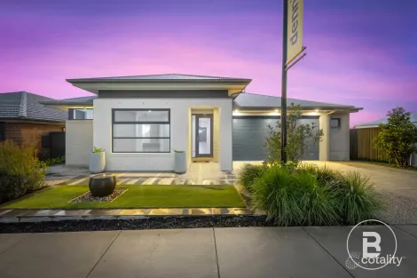 Property photo of 24 Blomeley Drive Lucas VIC 3350