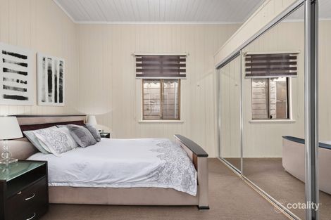 Property photo of 23 Deshon Street Woolloongabba QLD 4102