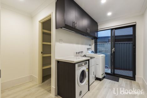 2 Navajo Way, Eglinton, WA 6034