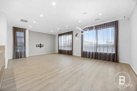 Property photo of 24 Blomeley Drive Lucas VIC 3350