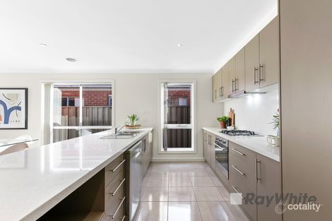 Property photo of 17 Arrow Road Cranbourne East VIC 3977