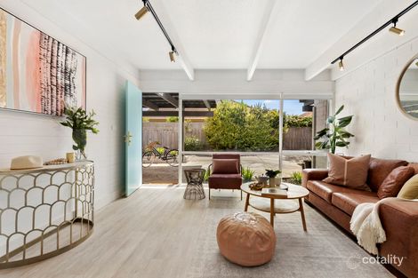 Property photo of 1/57 Nunns Road Mornington VIC 3931