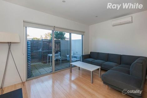 Property photo of 29 Waxflower Crescent Bundoora VIC 3083