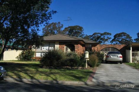 13 Napunyah Way, St Clair, NSW 2759